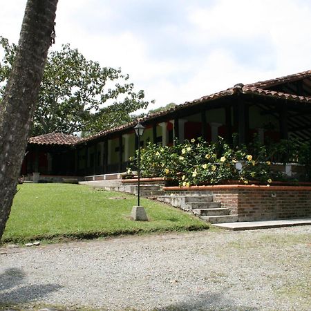 Finca Hotel La Esperanza Montenegro Esterno foto